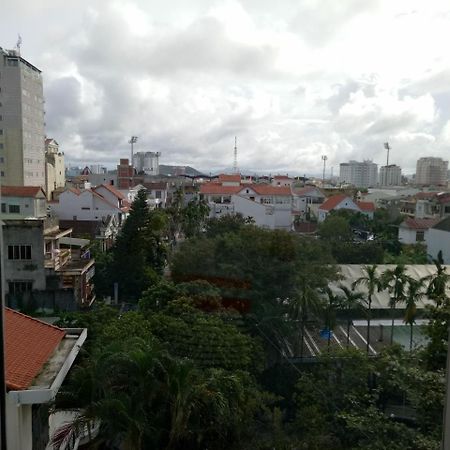 Valentine Hotel Hue Esterno foto