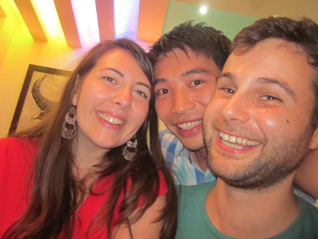 Valentine Hotel Hue Esterno foto