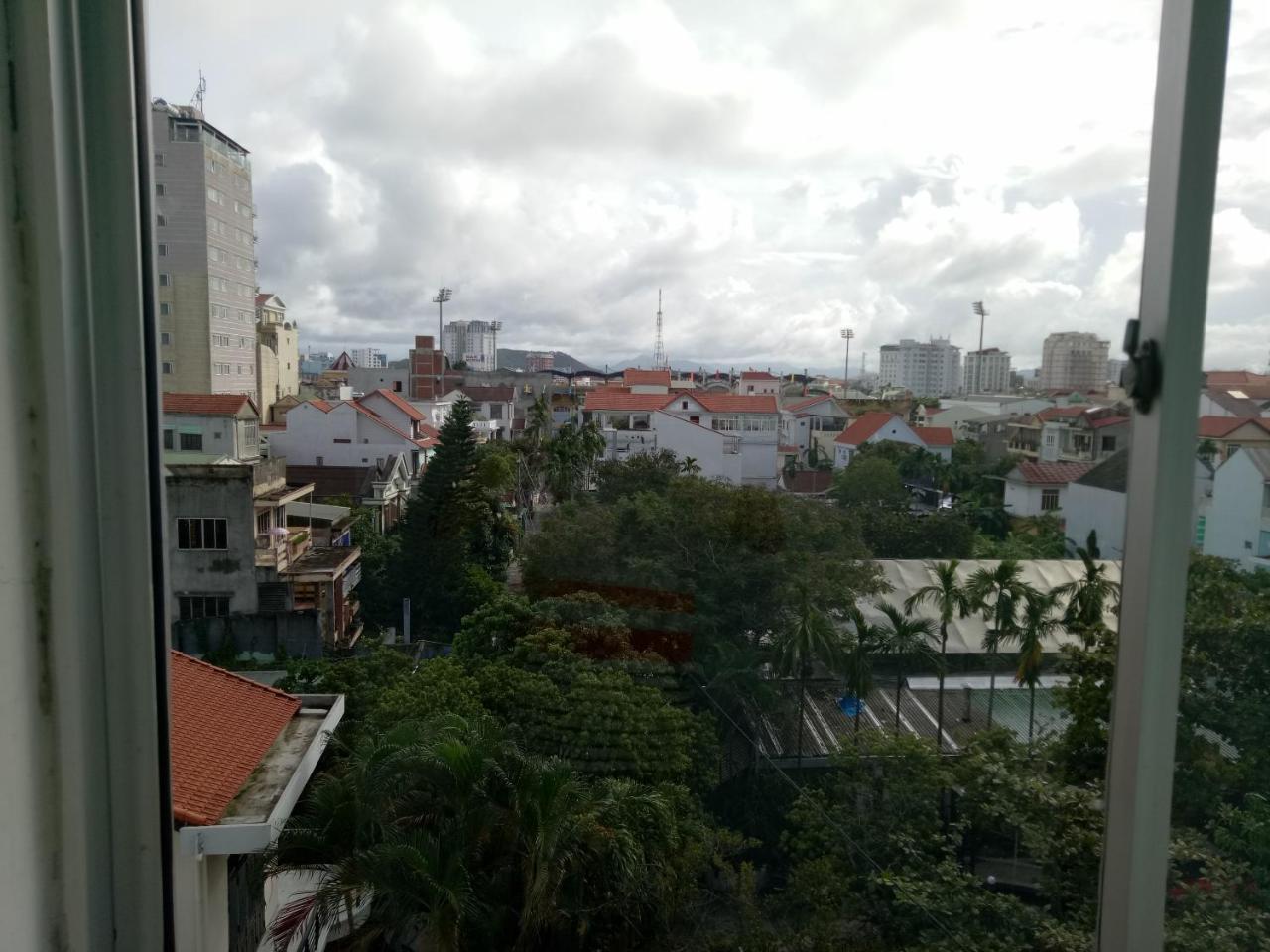 Valentine Hotel Hue Esterno foto